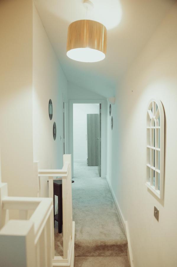 Bv Rare 3 Bedrooms At Conditioning House Bradford Perfect For Contractors Exterior foto